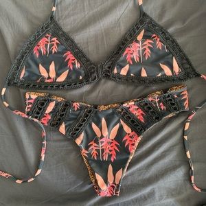 Acacia Andy Top & Cloudbreak Bottoms in Heliconia